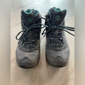 Merrell Azura Carex Mid Waterproof women’s hiking boots - size 6